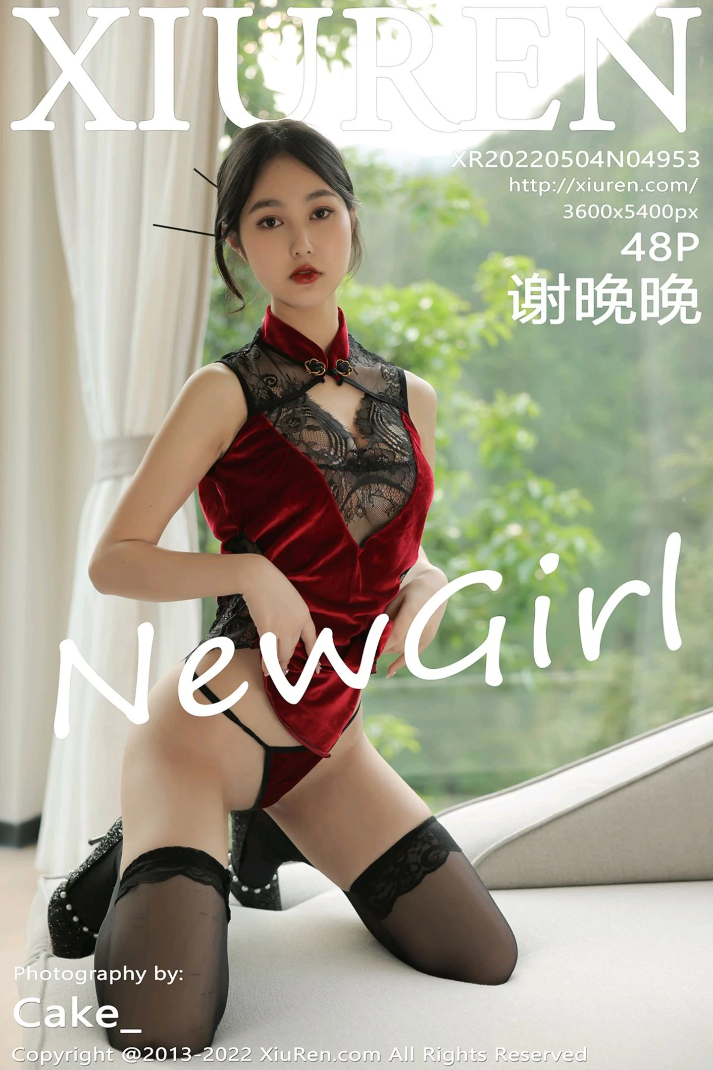 [XiuRen秀人网]VOL.4953 新人模特谢晚晚性感红色旗袍露丁字裤黑色蕾丝袜秀美腿诱惑写真48P-秀人网官方网站